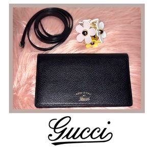 Authentic Gucci Swing Leather Wallet with strap (Black)